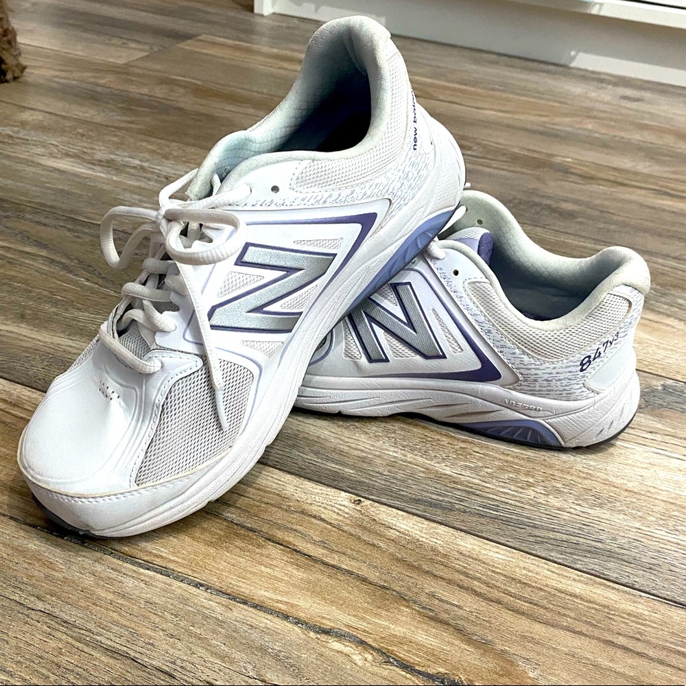 New Balance Sneakers - size 8.5